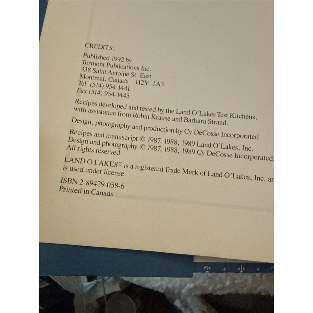 1992 LAND O LAKES TREASURY OF COUNTRY RECIPES Cookbook HC/DJ ILLUSTRATED